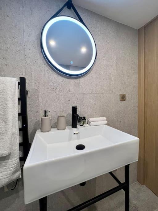 Antibes Cute Duplex Studio Ngoại thất bức ảnh